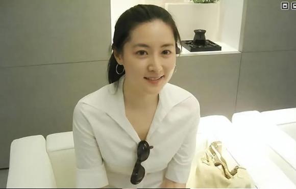 Lee Young Ae, sao Hàn Quốc, nữ thần quyến rũ, vẻ đẹp tự nhiên