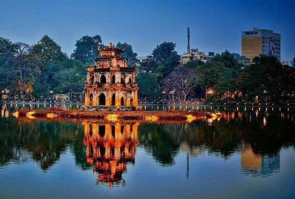 Hồ gươm, hồ hoàn kiếm, tên gọi đầu tiên của hồ gươm