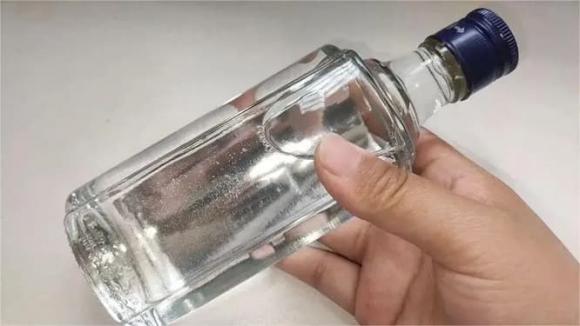 phân biệt rượu thật rượu giả, rượu giả