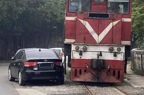 dừng cách tàu hỏa bao nhiêu mét, an toàn đường sắt, kiến thức 