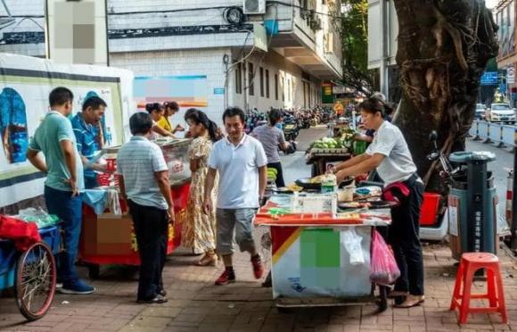 cân điêu, cân thiếu, bán hàng dong, điện thoại