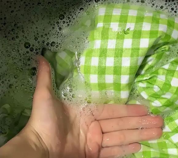 tránh giặt quần áo ban đêm, nguyên nhân không giặt quần áo ban đêm, tổn hại sức khoẻ