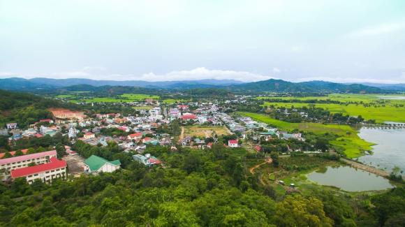 Huyện nào có tên ngắn nhất Việt Nam, Huyện Lăk