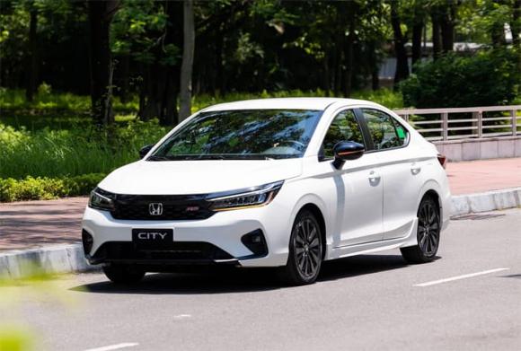 Top 10 ô tô bán chạy nhất, 10 ô tô bán chạy nhất nửa đầu 2024, Mitsubishi Xpander