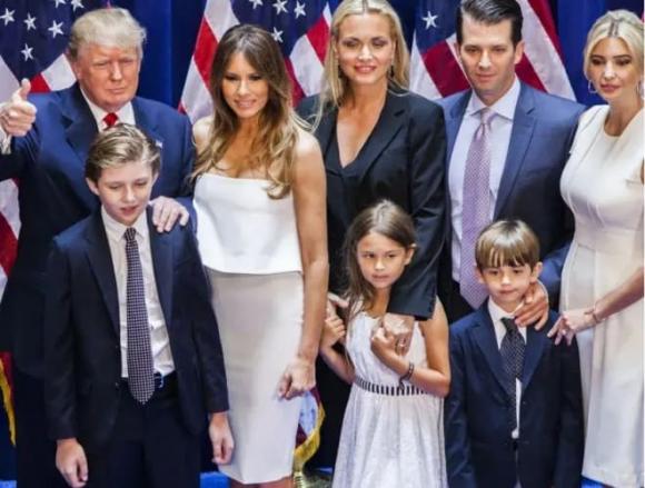 cậu bé tỷ vàng, Donald Trump, Barron Trump, Nhà Trắng 
