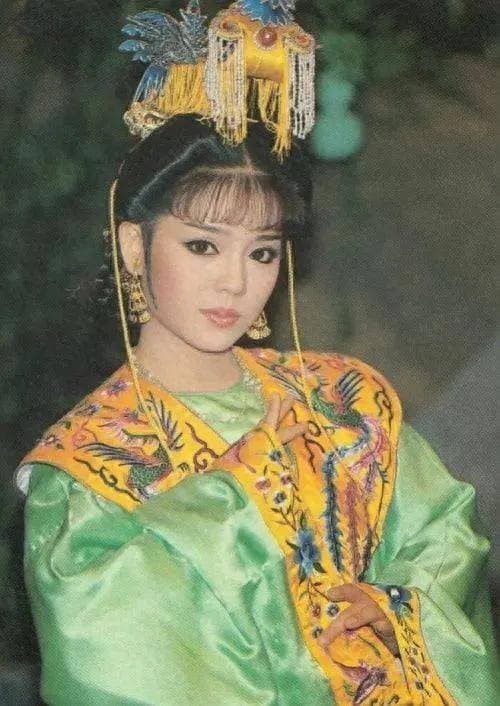 Địch Oanh, Tôn An Tá, sao Hoa ngữ