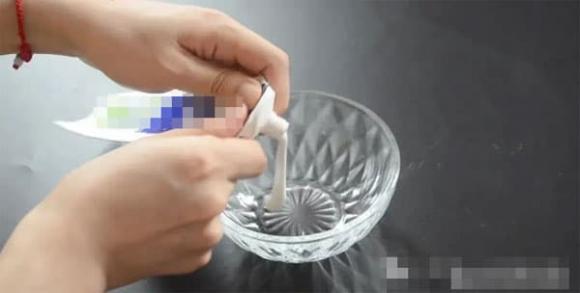giày trắng, giặt giày, mẹo vặt gia đình