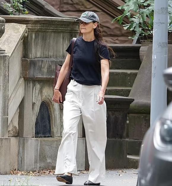 Vợ cũ của Tom Cruise, Katie Holmes, Suri Cruise, sao Hollywood