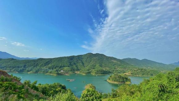 Vịnh Hạ Long trên cạn, thung nai