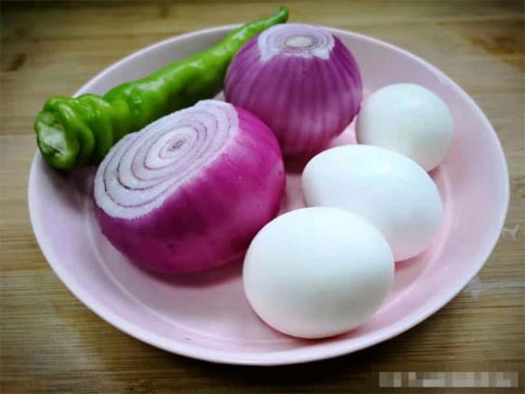 trứng xào, hành tây, món ngon mỗi ngày