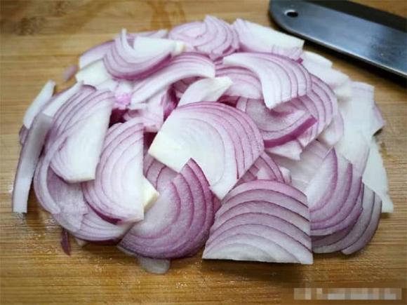 trứng xào, hành tây, món ngon mỗi ngày