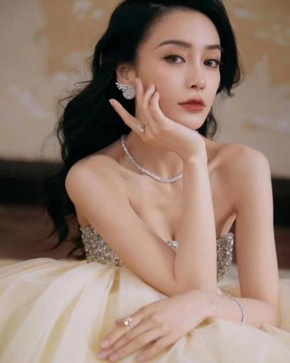 Angelababy, sao Hoa ngữ, nhan sắc năm 18 tuổi của Angelababy