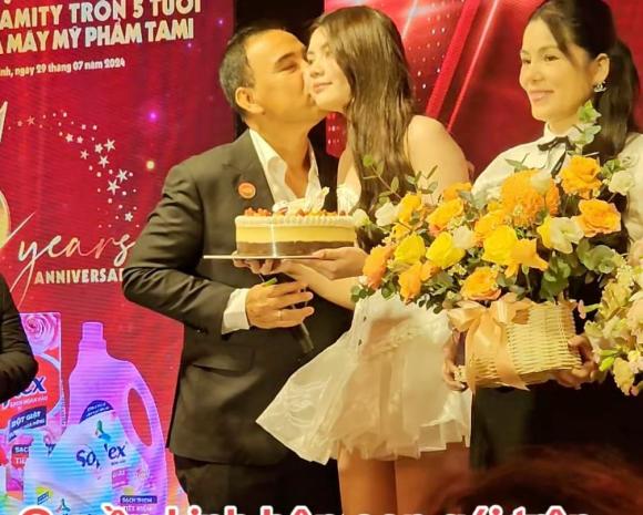 MC Quyền Linh, sao Việt, con gái Quyền Linh