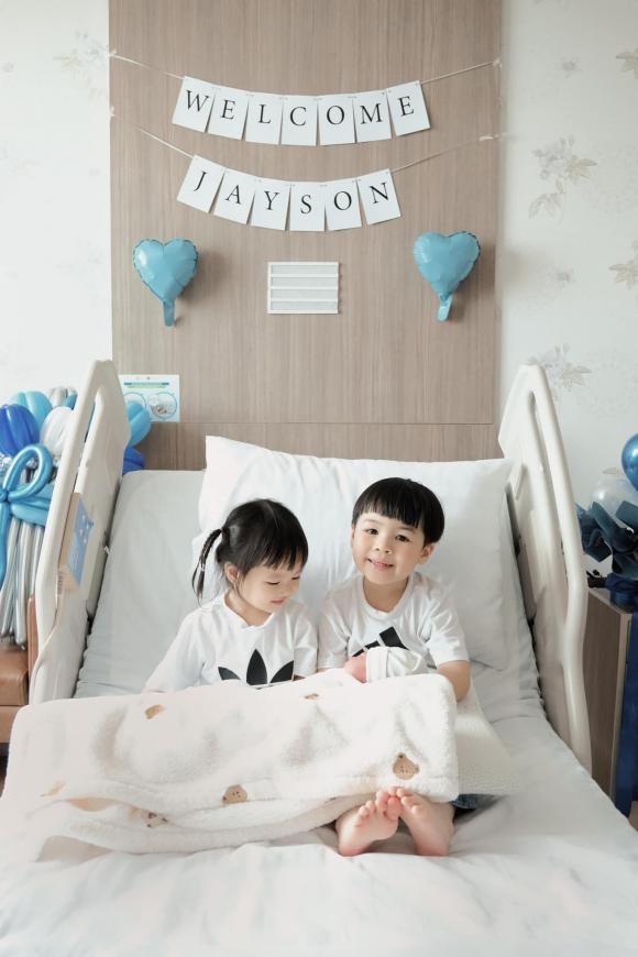 Minh Nhựa, con gái Minh Nhựa, con Minh Nhựa sinh bé thứ 3, giới trẻ
