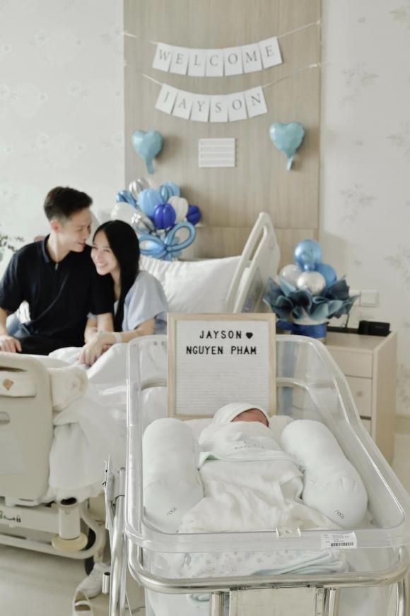 Minh Nhựa, con gái Minh Nhựa, con Minh Nhựa sinh bé thứ 3, giới trẻ