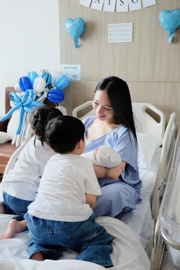 Minh Nhựa, con gái Minh Nhựa, con Minh Nhựa sinh bé thứ 3, giới trẻ