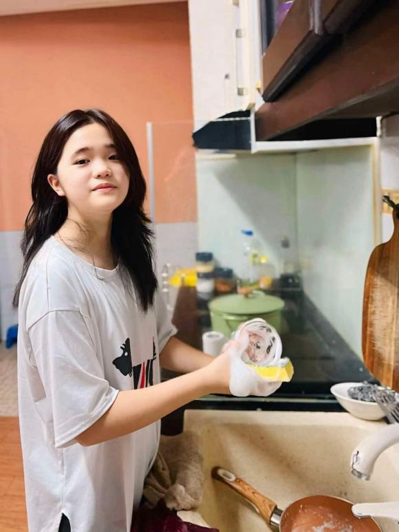 danh hài Thúy Nga, con gái Thúy Nga, sao Việt