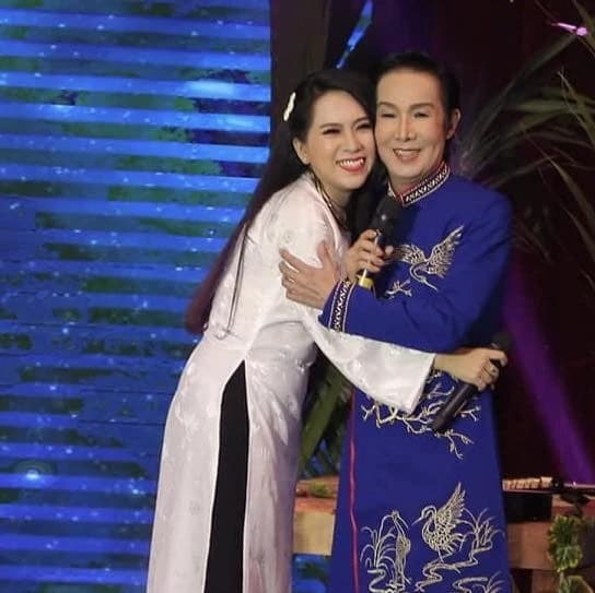 NSƯT Vũ Linh, ca sĩ Hồng Phượng, sao Việt