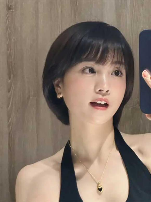 tóc ngắn, tóc ngắn cụp tai, tóc đẹp 2024