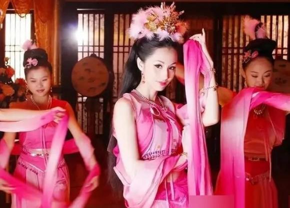 Lam Yến, sao phim cấp 3, sao Hoa ngữ