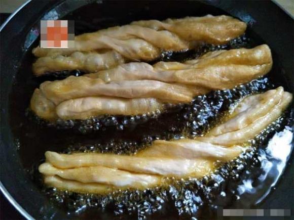 quẩy, bánh quẩy chiên, bánh ngon