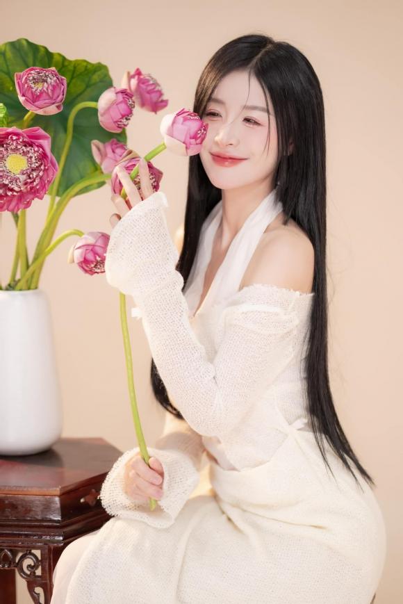Những nẻo đường gần xa, siêu lừa, Trang Emma