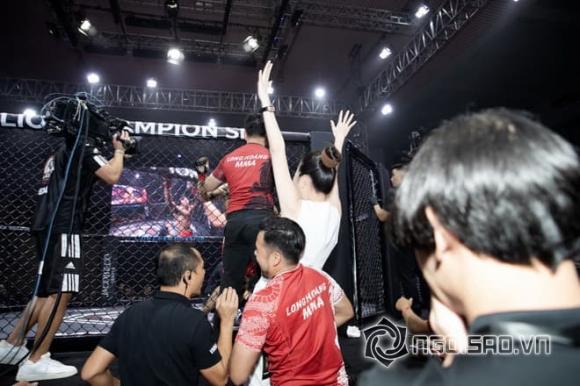 vo-si-cua-ba-trum-nghanh-bao-ve-tai-lion-championship (1).jpg 3 Tập đoàn bảo vệ Long Hoàng, Long Hoàng MMA, Hoa hậu Bùi Thị Hà