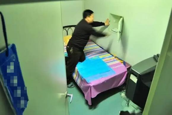  y tá , ngân hàng tinh trùng,  lý do y tá làm việc tại ngân hàng tinh trùng đều độc thân