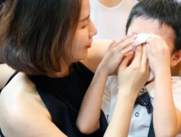 Nhịp sống hối hả, cách ứng xử khi con hư, cách dạy con nhỏ