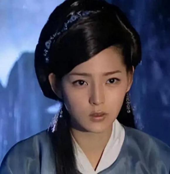 Park Shi Yeon, Park shi yeon và  song joong ki, sao hàn