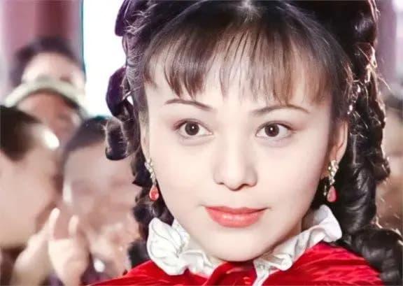 4 nữ diễn viên mang nét phú quý trời sinh, sao Hoa ngữ, Lưu Diệc Phi, Vương Lâm, Du Phi Hồng, Vương Diễm