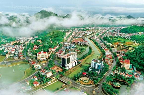 Cầu kính đi bộ dài nhất thế giới nằm ở tỉnh nào của Việt Nam, cầu kính bạch long
