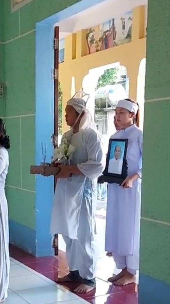 Hoa hậu Ngọc Châu, á hậu Lệ Hằng, sao Việt