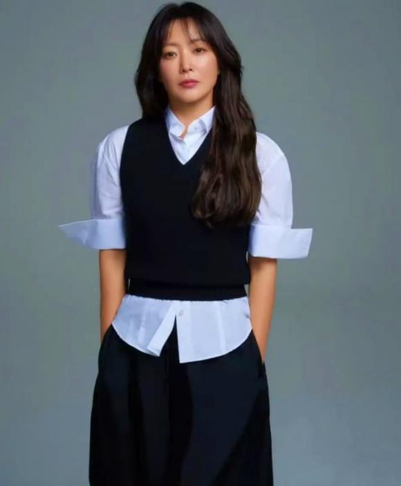  Kim Hee Sun, con gái  Kim Hee Sun, phẫu thuật thẩm mỹ, Park Yeon Ah