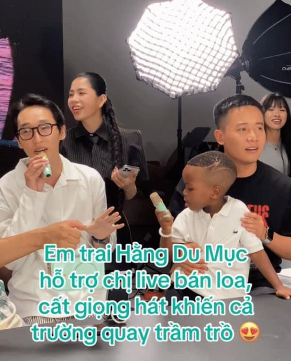 Hằng Du Mục, Hằng Du Mục ly hôn, em trai Hằng Du Mục, giới trẻ 