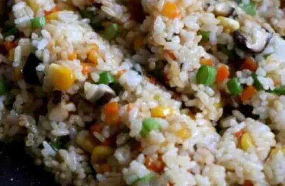 món ngon, ẩm thực mỗi ngày, cơm cuộn trứng