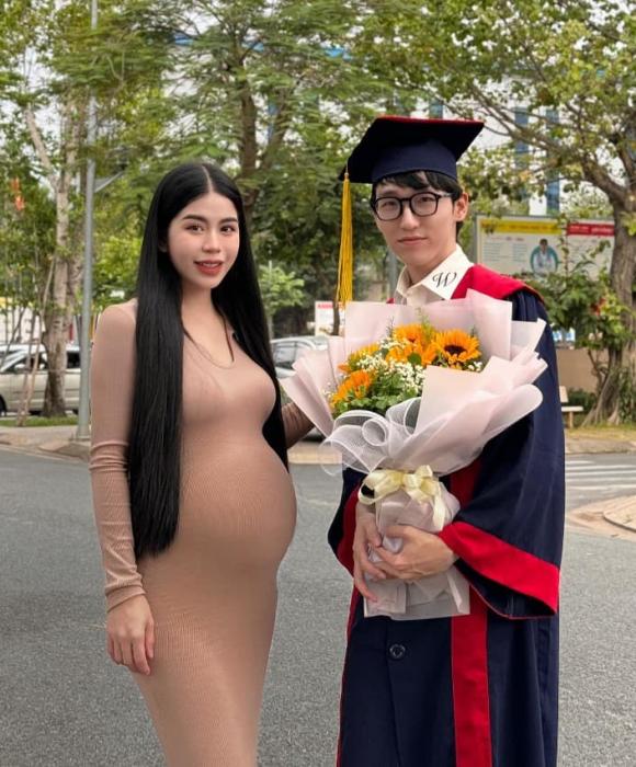 Hằng Du Mục, Hằng Du Mục ly hôn, em trai Hằng Du Mục, giới trẻ 