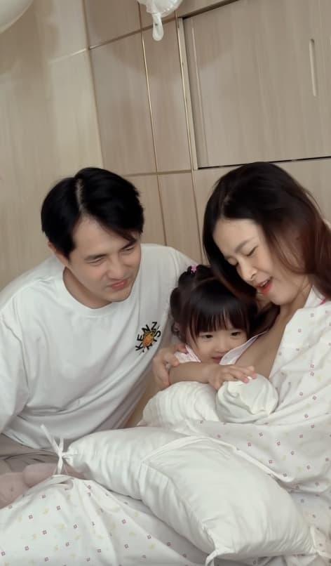 Winnie, ái nữ nhà Đông Nhi, sao Việt 