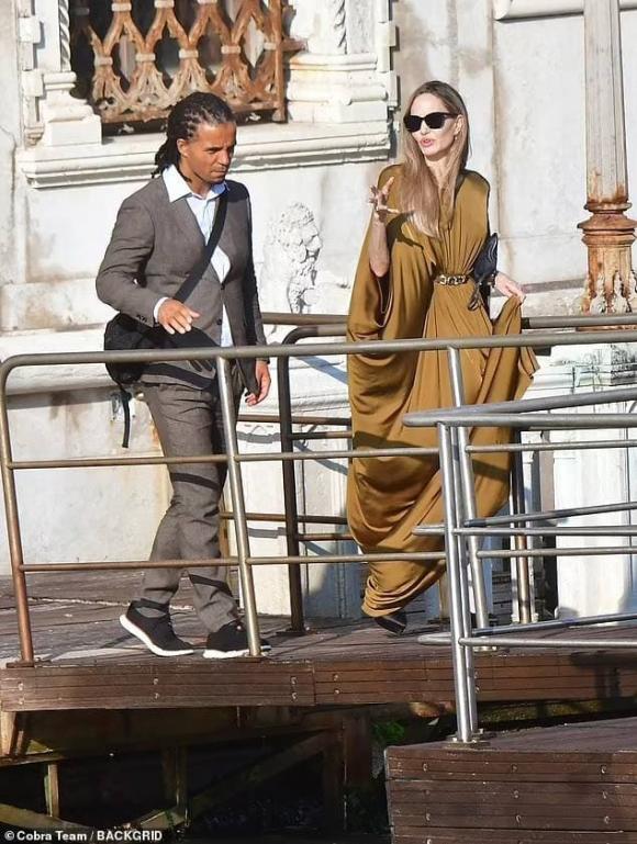 angelina jolie, brad pitt, lhp venice, sao hollywood 