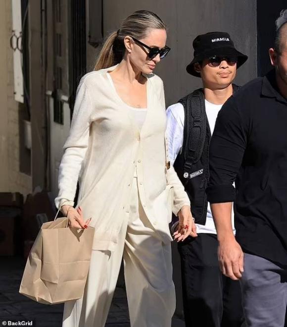 pax thiên, angelina jolie, sao hollywood 
