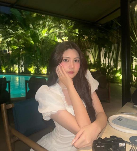 Hạt Dẻ, con gái út Quyền Linh, sao Việt 