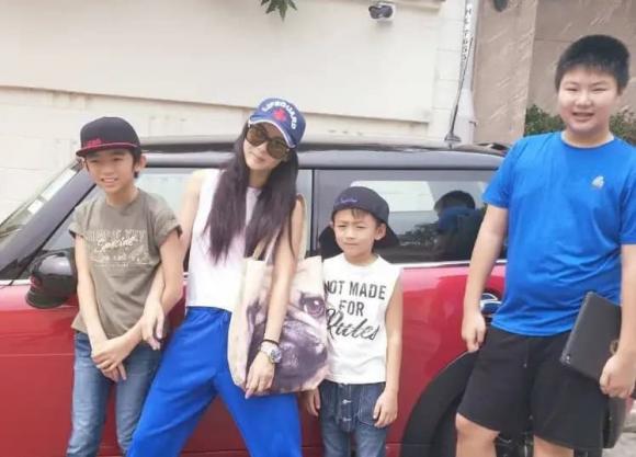 Trương Ba Chi, Tạ Đình Phong, sao hao ngữ