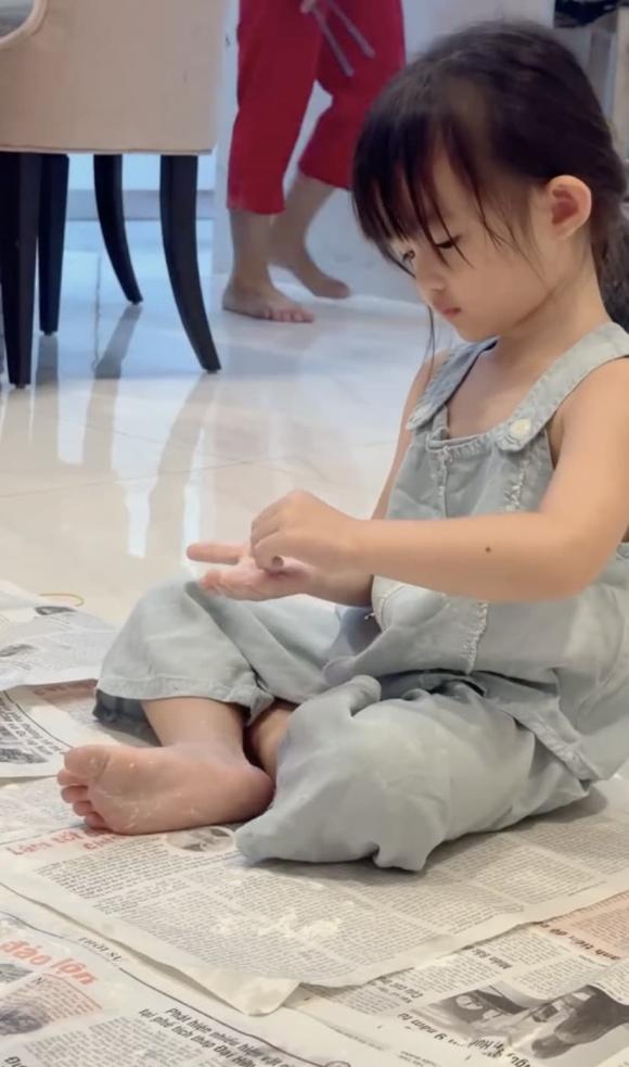 Winnie, ái nữ nhà Đông Nhi, sao Việt 