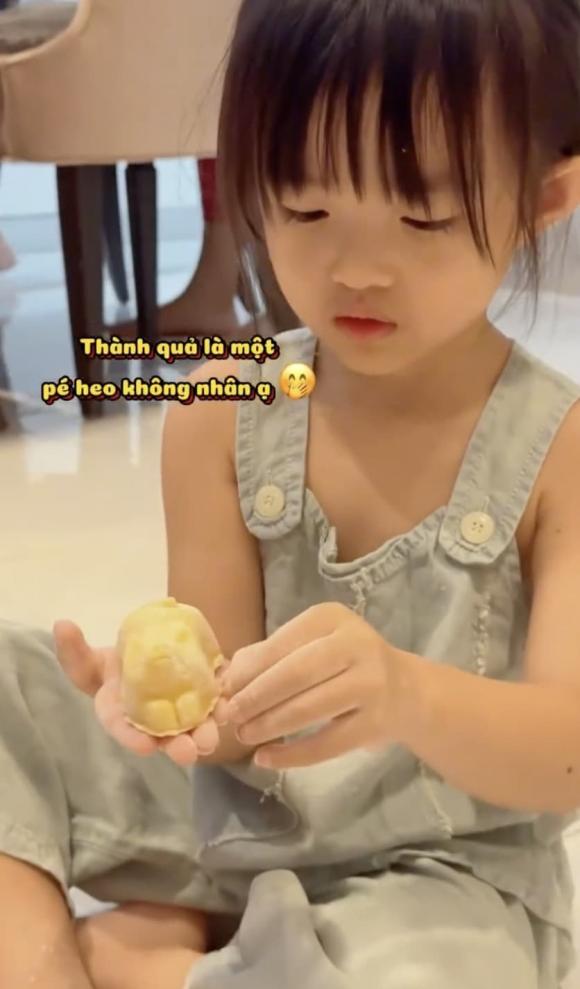Winnie, ái nữ nhà Đông Nhi, sao Việt 