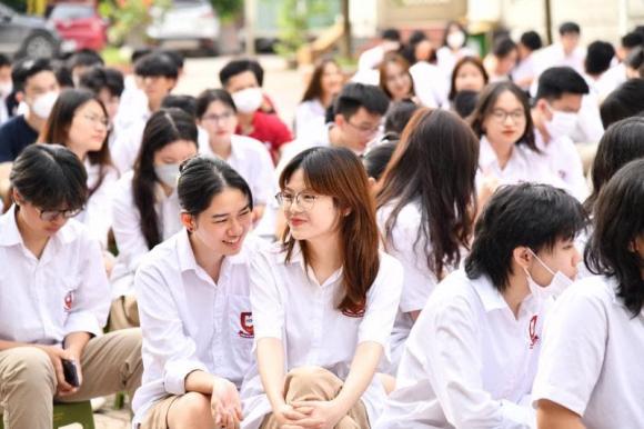 Năm học mới, khoản thu đầu năm, trường công lập tại hà nội