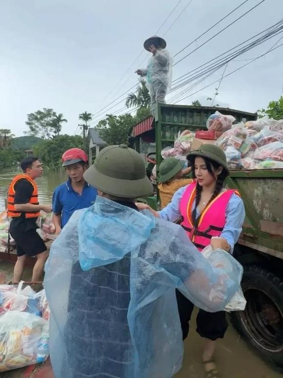 Ca sĩ Diệp Lâm Anh,diễn viên Diệp Lâm Anh,sao Việt