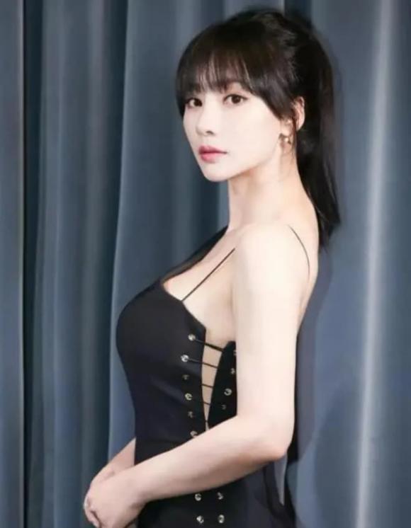 Bốn gương mặt đẹp nhất Trung Quốc, Lưu Diệc Phi, Chu Châu, Cao Viên Viên, Liễu Nham, Song Hye Kyo
