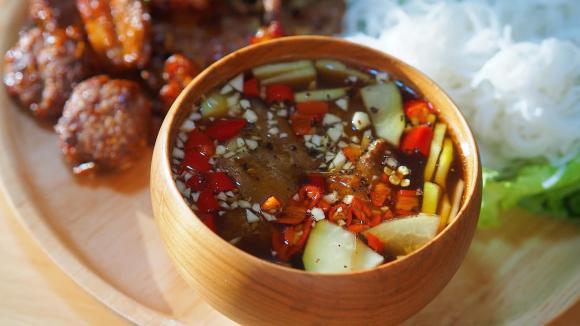 bún chả nướng, cách làm bún chả nướng, món ngon 