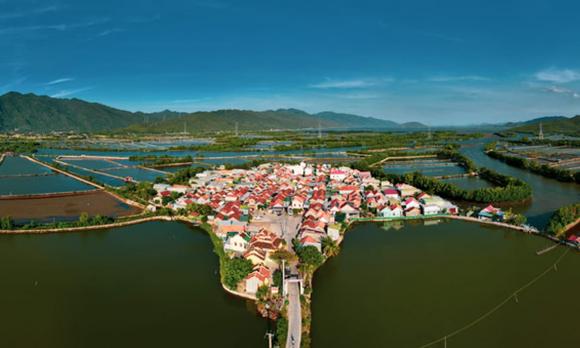 Ngôi làng cổ làm từ đất kỳ lạ ở Bắc Giang, làng cổ bắc hoa
