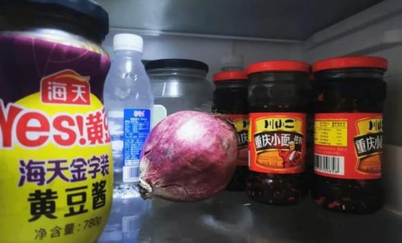 thực phẩm không nên cho vào tủ lạnh, trái cây, thịt sống, đồ muối chua, trứng, bánh mì